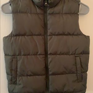 Boys old navy olive green full zip puffer vest